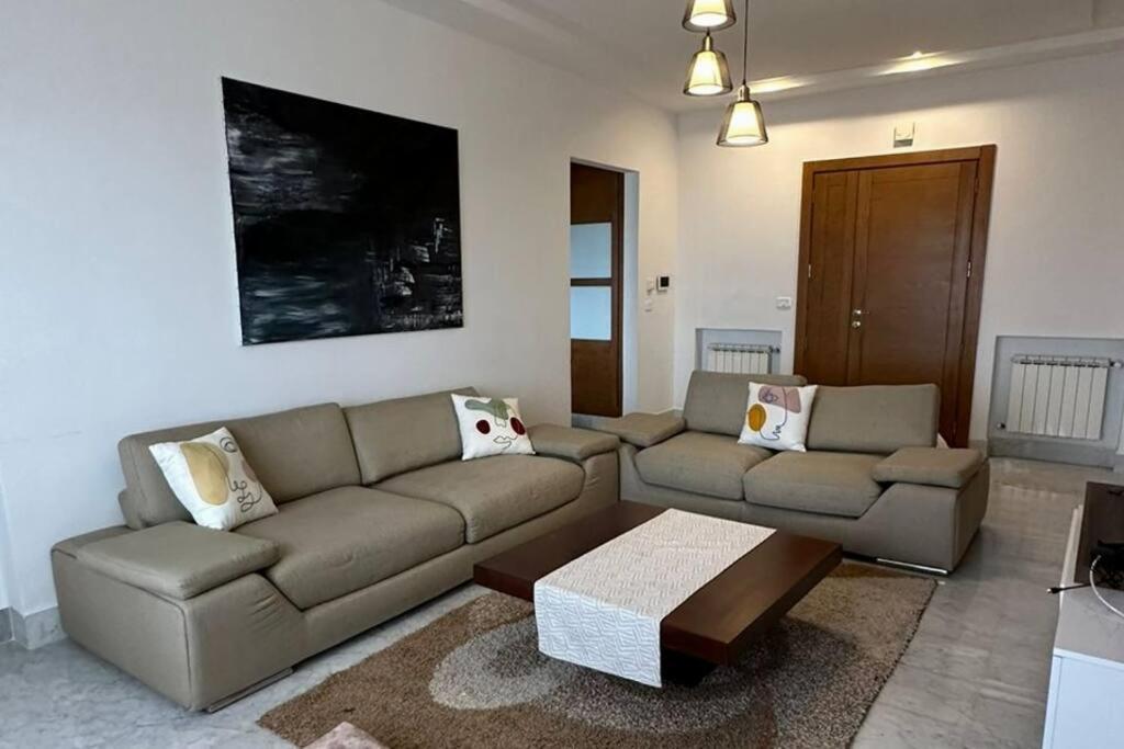Un Tres Beau Studio Luxueux Арьяна Экстерьер фото