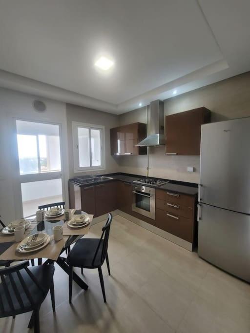 Un Tres Beau Studio Luxueux Арьяна Экстерьер фото