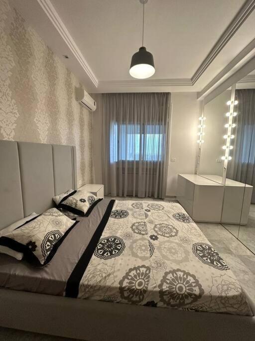 Un Tres Beau Studio Luxueux Арьяна Экстерьер фото